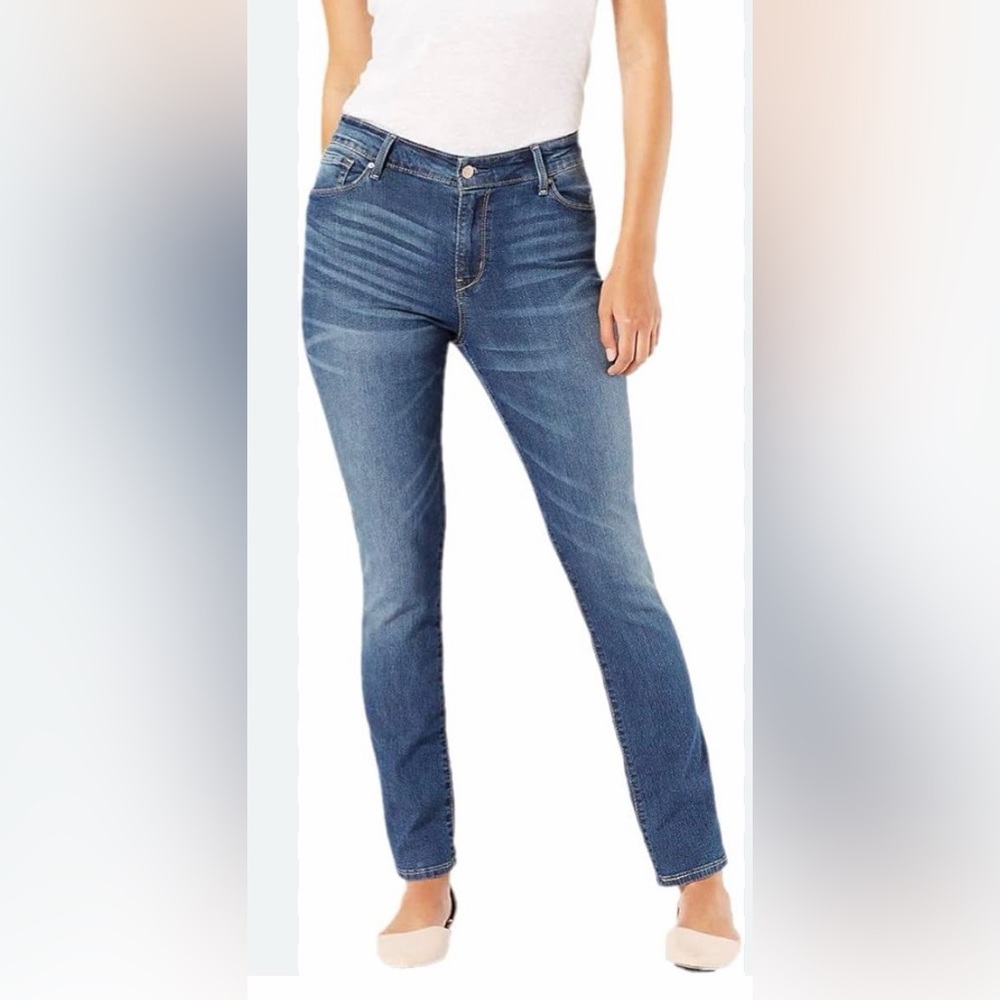 Signature Women's Blue Skinny Jeans‎